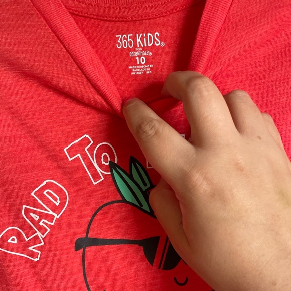 Garanimals Red Graphic Tee with Apple Design “Rad to the Core” size 10 - Picture 3 of 3